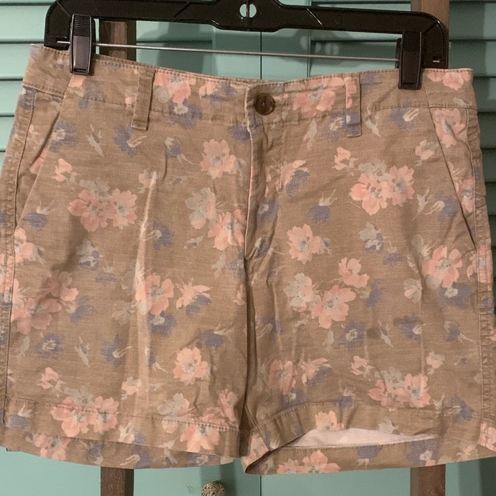 Gap shorts